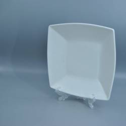 керамична чиния, бяла, правоъгълна 21 см. качествена (13 бр. в кутия)