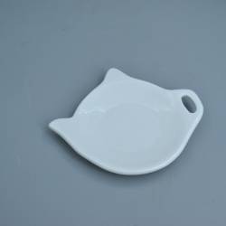 керамична поставка за пакетчета чай във формата на чайник 13х9 см.