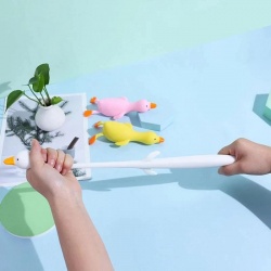 детска играчка от пластмаса Poppuck 3- кa, ключодържател 10х15 см.