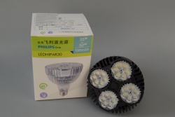 крушка KODAK LED A060 E27 480 LM 6W топла светлина (20 бр. в кутия)(максимална отстъпка 10)
