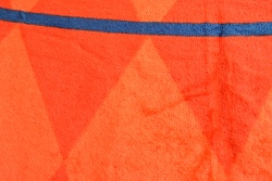 плажна хавлия, памук, цветна 75х170 см. 380 гр. котва на червен фон ТР  без възможност за търговски отстъпки