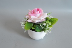 изкуствено цвете в керамична кашпа, зеленина и розички 7,5х7,5х16 см. (144 бр. в кашон)