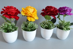 изкуствено цвете в керамична кашпа, карамфил 17х7,5 см.