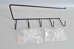метална закачалка за домакински прибори, здрави вакуумки 27х9х7,5 см.