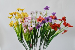 ИЗКУСТВЕНО цвете 35 см. 5 цвята, фунийка (4 бр. в стек)(Промоция- при покупка над 40 бр. базова цена 0,50 лв.)