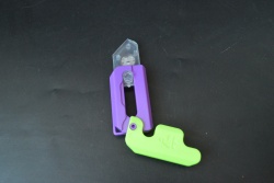 детска играчка от пластмаса, светеща пръчка, пръст 34 см.