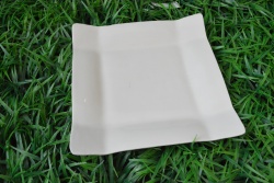 вълнообразна, стъклокерамична чиния, черна Bestwey 21x21x4,5 см. LFHPS 100 (6 бр. в кутия)