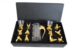 изделие от стъкло, 12 чаши със стъклена кана, мини, животните от китайския зодиак в кутия 28,5х14,5х5,5 см.