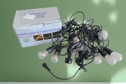 лампи, подходящи за външно осветление 10 м.20 крушки (с възможност да се свържат 2 бр. 220 W в цветна кутия)