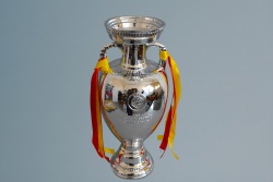 спортен сувенир, макет на купата на Европейското първенство, реални размети 42х18 см.