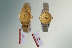 ръчен часовник, дамски, дизайн Ролекс 2024 сива, метална верижка  2 разцветки
