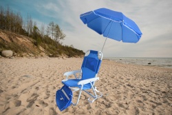 плажен детски стол 37х37х26 см. с плажен чадър с радиус 36 см. и калъф 3 цвята