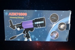 телескоп, истински 300 мм. х 70 мм. удължаващ се с малък телескоп и статив 120 см.