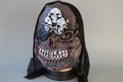 маска, цветна, череп с око 26х17 см. много модели