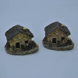 сувенир от полеризин, малки къщи 5х5х4 см. (4 модела в кутия)