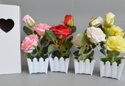 изкуствено цвете в керамична кашпа с чиниика, китайска роза със зеленина 11х11х26,5 см. (144 бр. в кашон)