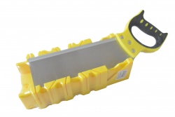 нож за балатум, качествен, пластмаса 18 см. с 3 бр. резервни ножчета (12 бр. в стек)