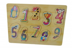 дървена играчка, цветна математика, животни 30х21х0,7 см.
