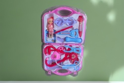 детска играчка, комплект в куфарче, чичо доктор 10 елемента и кукла 39х13 см.