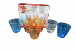 стъклени чаши 6 бр. цветни в кутия 9х9 см.