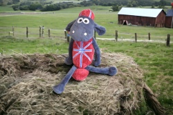 плюшена играчка, овца Великобритания 44 см.