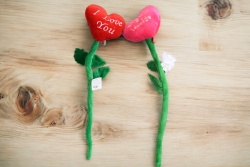 плюшена играчка, сърце 12х14 см. с дръжка, тип цвете 52 см.