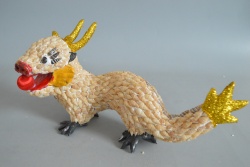 морски сувенир, ръчно изработен от миди, дракон, голям 36х18 см.