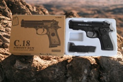 метален пистолет в кутия C18 22x20 см.
