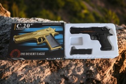 МЕТАЛЕН пистолет в кутия C20 22x20 см.(Промоция- при покупка на 36 бр. в кашон, базова цена 22,00 лв.)
