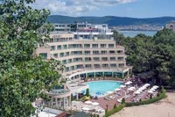 сувенир, магнитнa пластикa SUNNY BEACH Hotel Balaton двуизмерен 8,5х5,5 см. (R4)