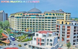 сувенир, магнитнa пластикa SUNNY BEACH Planeta, Aquapark двуизмерен 8,5х5,5 см. (R4)